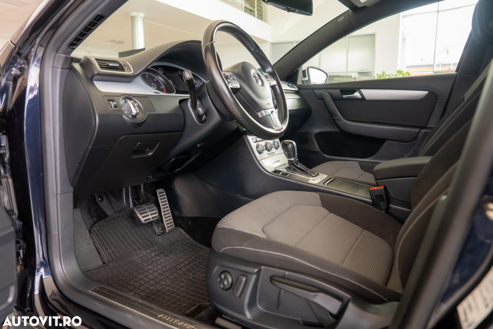 Volkswagen Passat Alltrack - 16