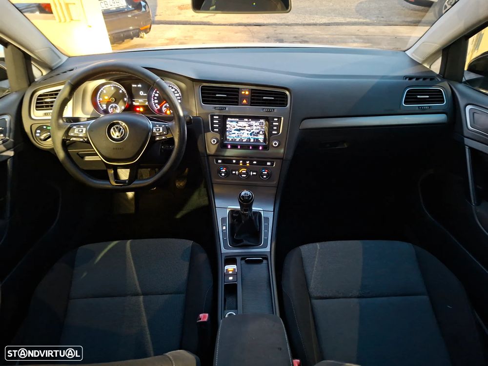 VW Golf 1.6 TDI BlueMotion Comfortline - 30