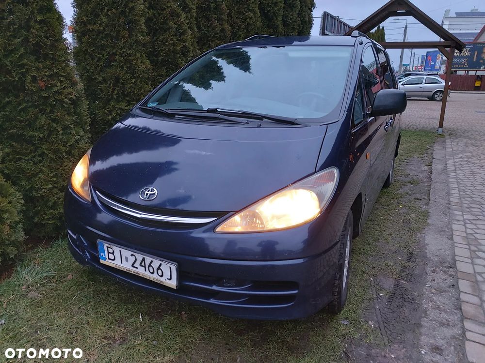 Toyota Previa - 4