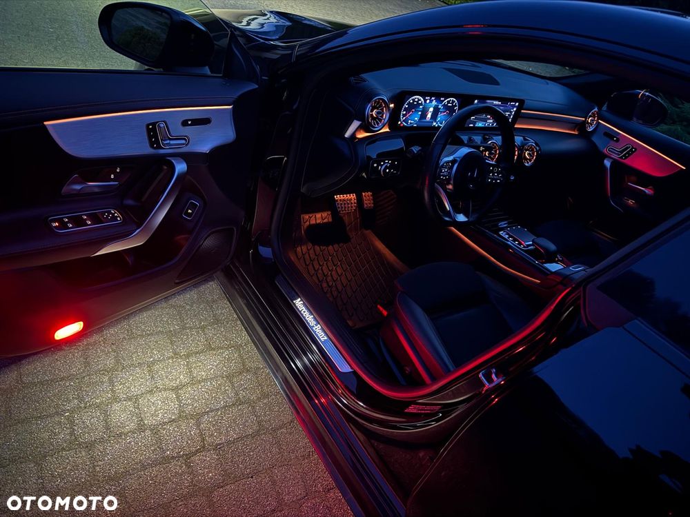 Mercedes-Benz CLA 250 4-Matic Edition 1 7G-DCT - 7