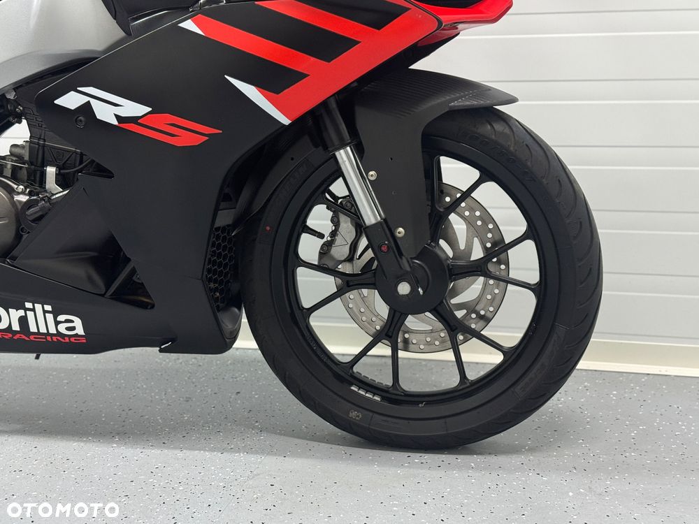 Aprilia RS - 8