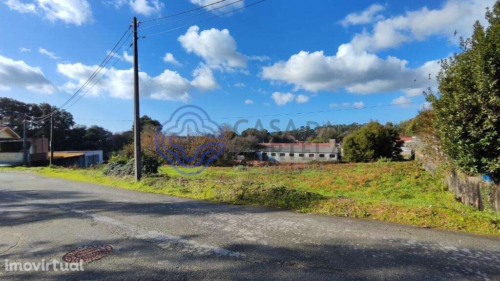 Terreno rustico com viabilidade para construção em Paços de Brandão - Grande imagem: 3/7