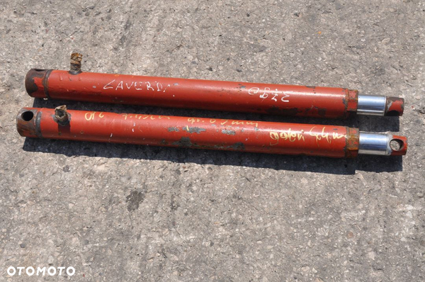 SIŁOWNIK HYDRAULICZNY LAVERDA 3790 DŁ. 71,5 CM