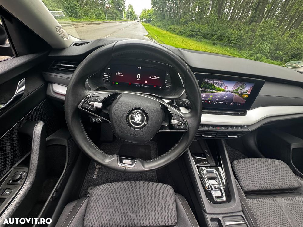 Skoda Octavia 2.0 TDI DSG Clever - 25
