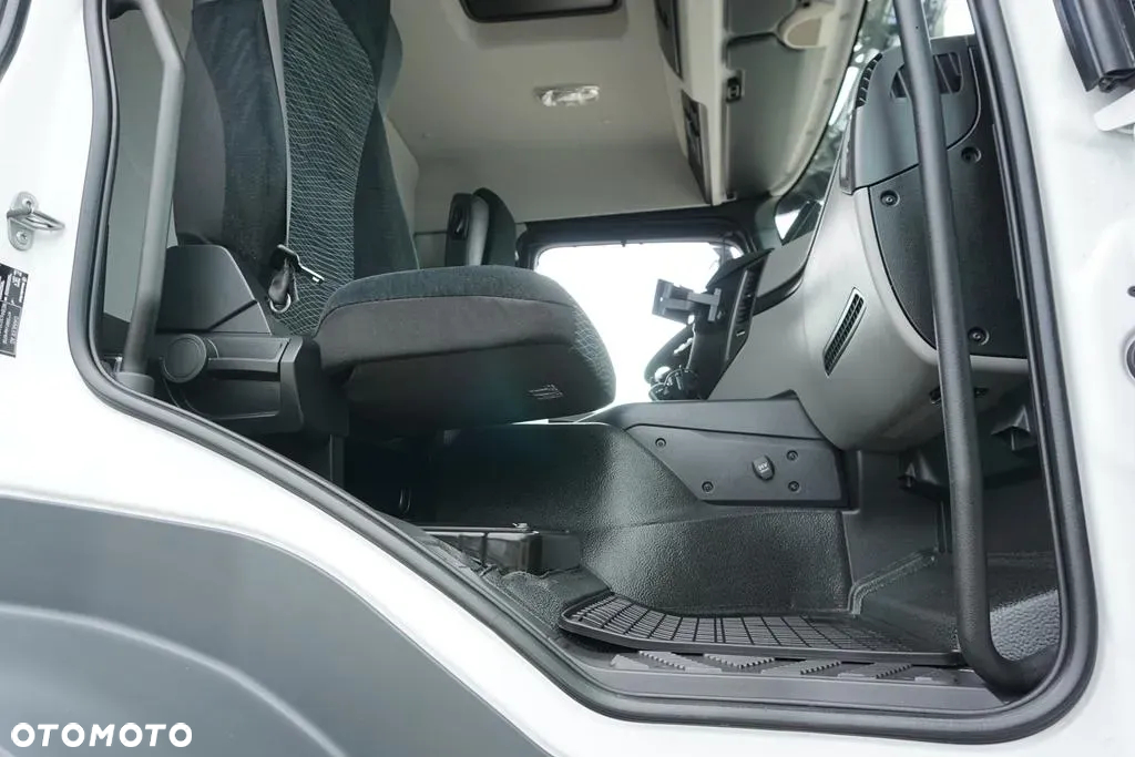 Mercedes-Benz ANTOS / 2535 / EURO 6 / CHŁODNIA + WINDA / 23 PALETY / OŚ SKRĘTNA - 38
