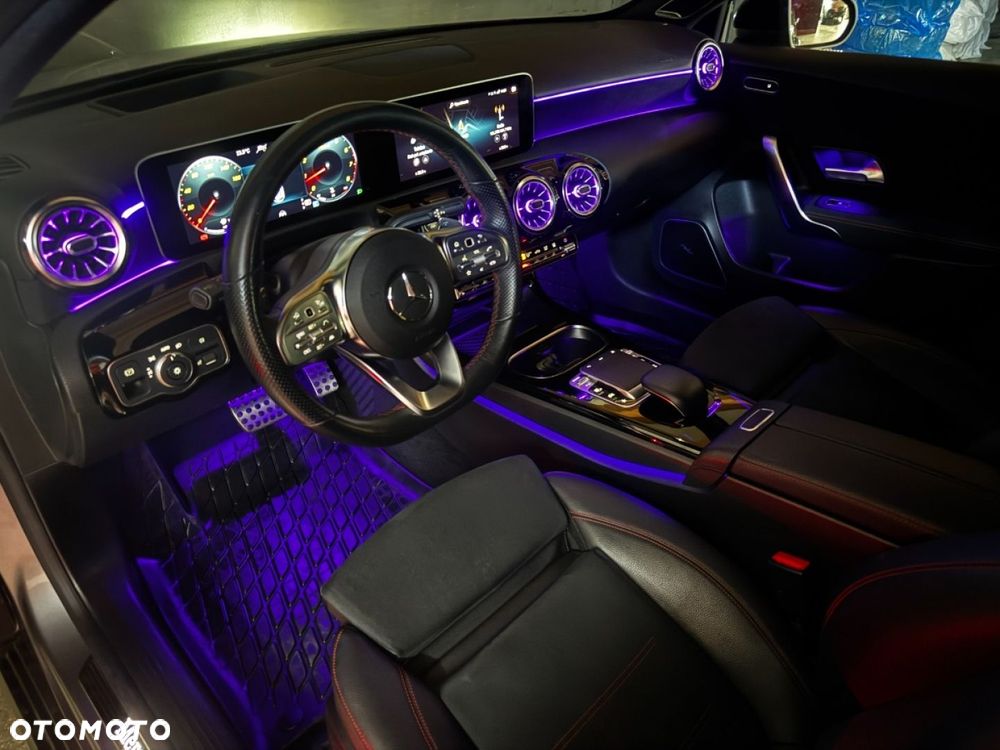 Mercedes-Benz Klasa A 250 7G-DCT AMG Line - 25