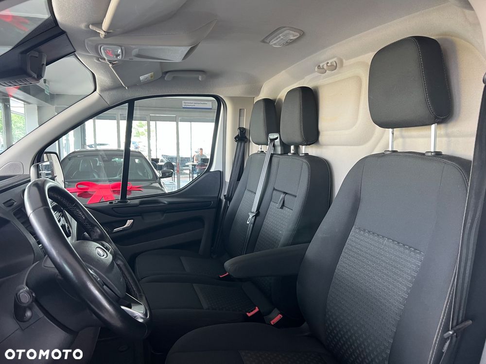 Ford Transit Custom - 22