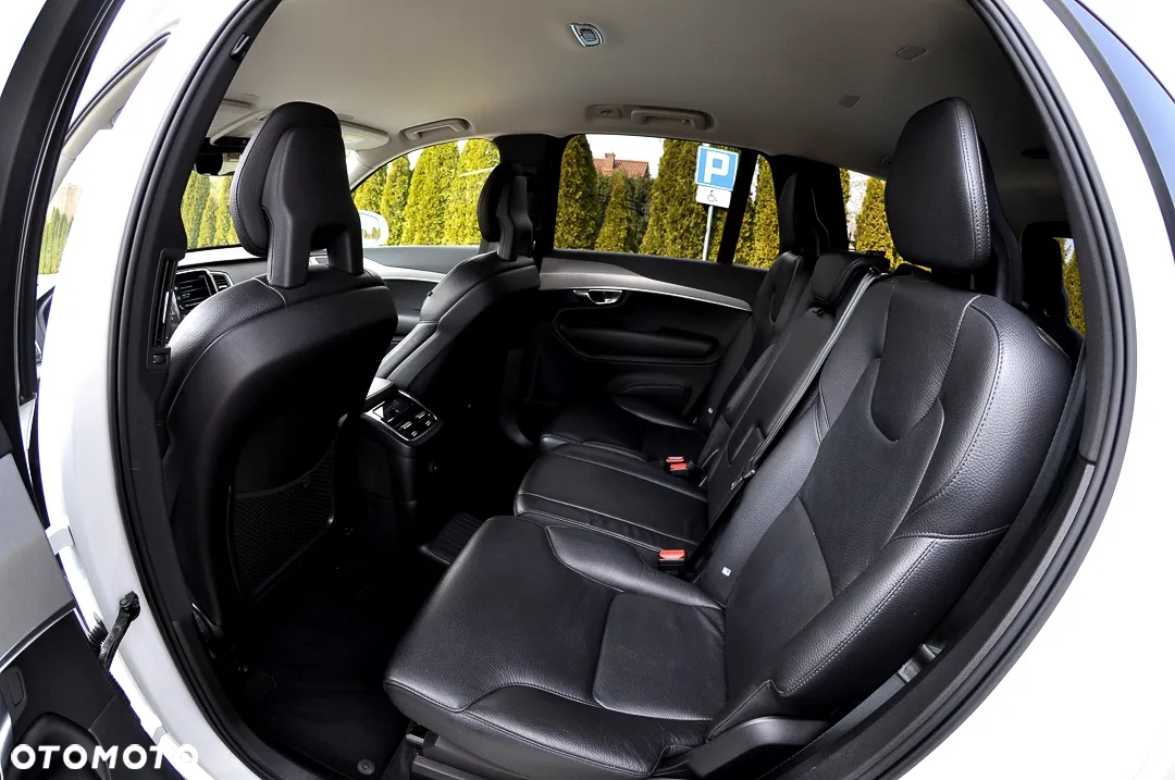 Volvo XC 90 T8 AWD Recharge Geartronic Inscription - 23