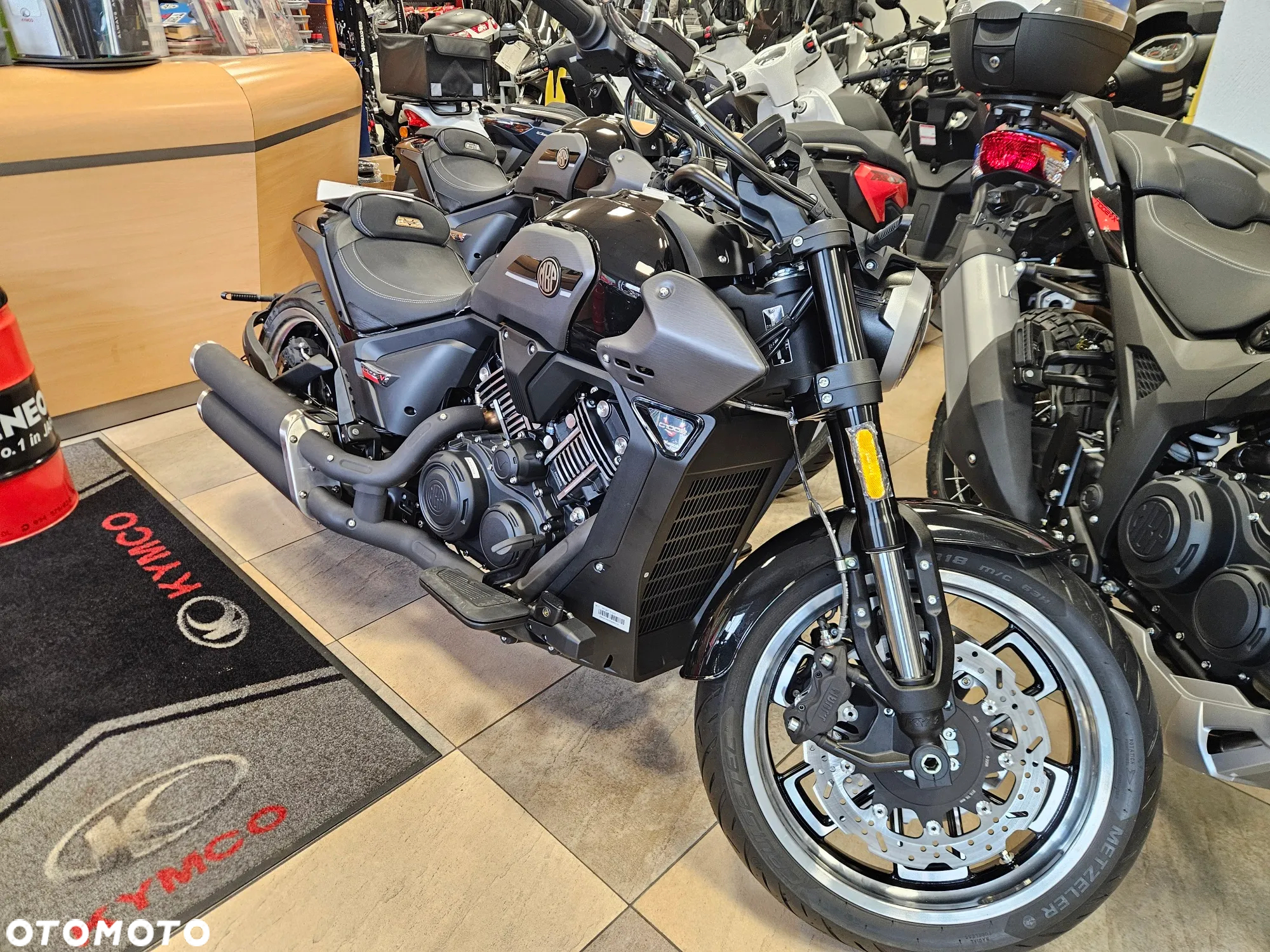 Morbidelli C1002V - 4