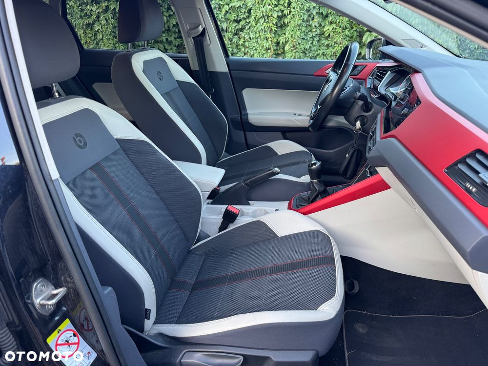 Volkswagen Polo 1.0 TSI Beats - 37