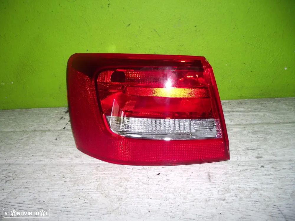 Farolim de Trás Esq Audi A6 SW - 2006 / 2024