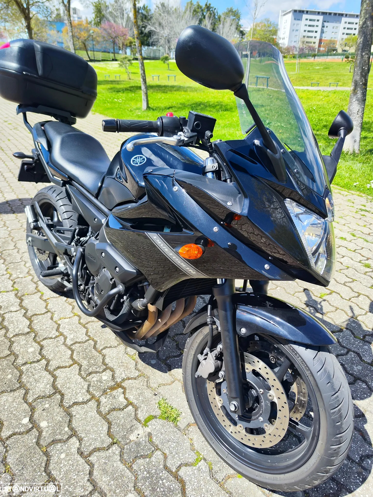 Yamaha XJ 6 Diversion - 9
