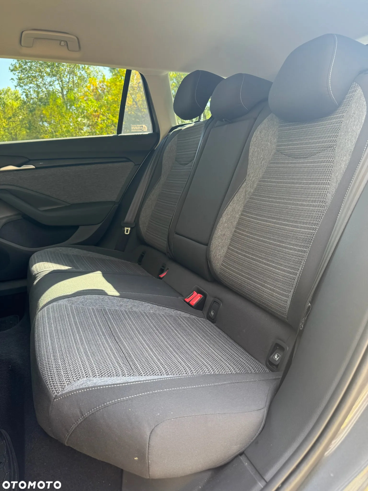 Skoda Superb 1.5 TSI mHEV Selection DSG - 8
