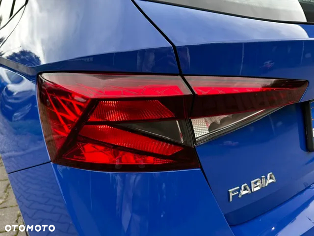 Skoda Fabia 1.0 Ambition - 10