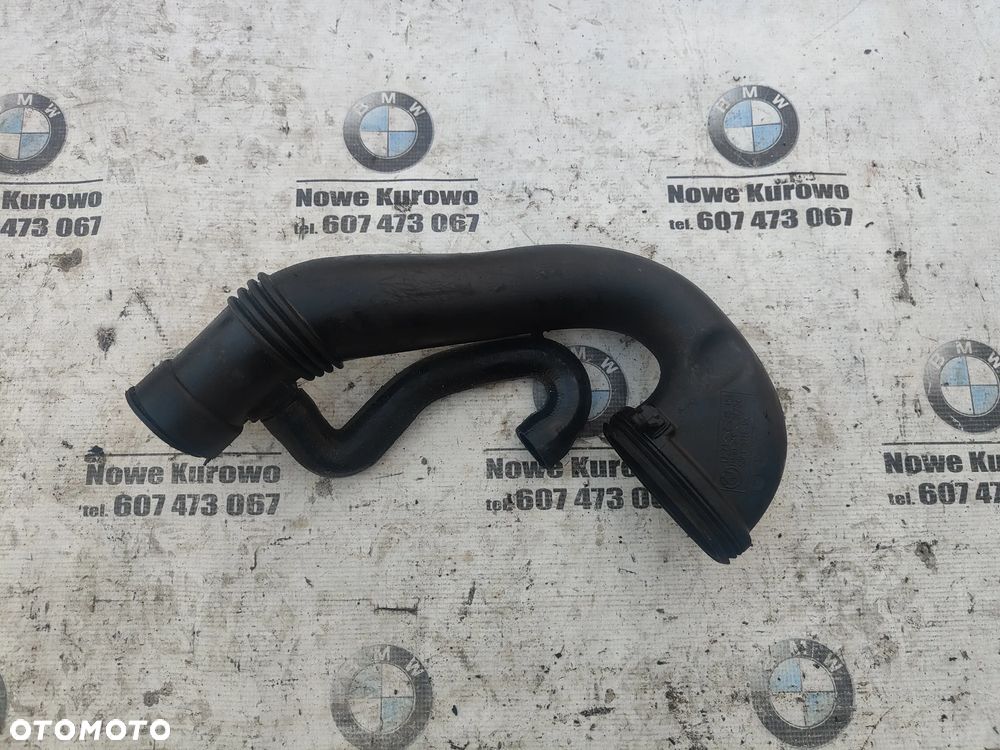BMW E38 E39 E46 E53 3.0d Przewód rura powietrza turbosprężarki - 1