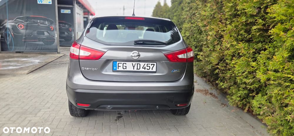 Nissan Qashqai 1.6 DCi Tekna+ - 12