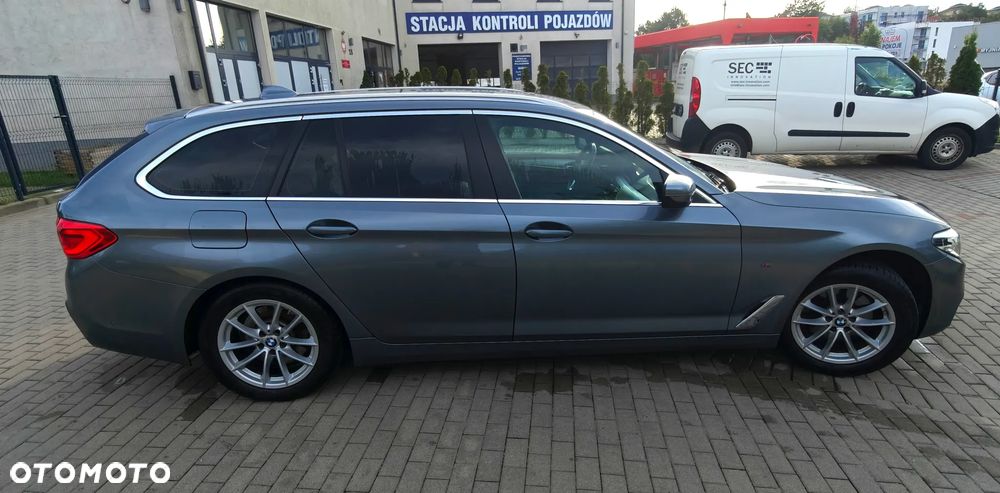 BMW Seria 5 520d M Sport Edition - 5