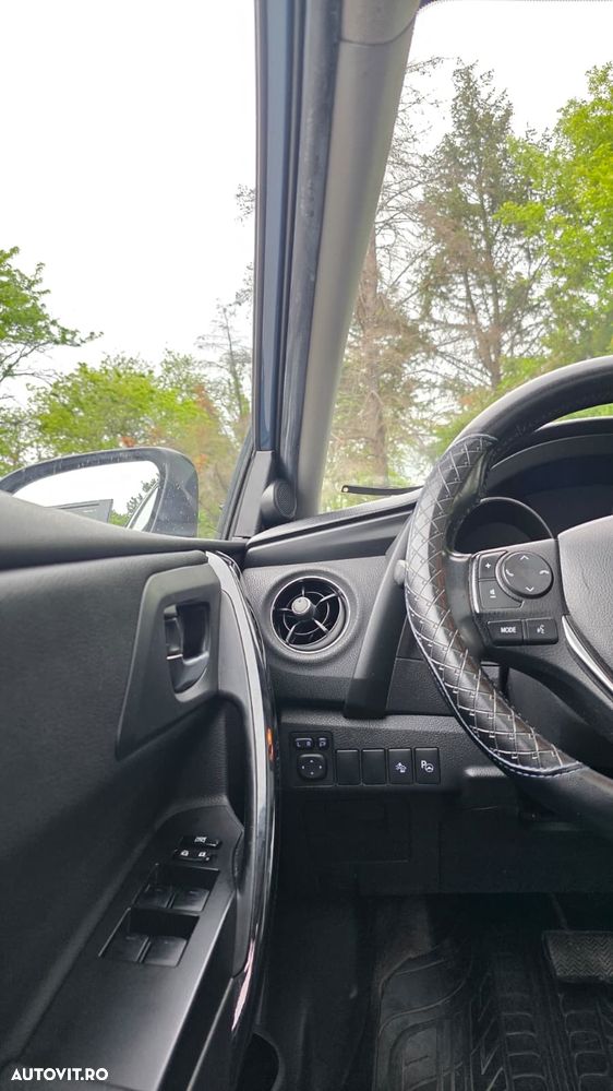 Toyota Auris - 9