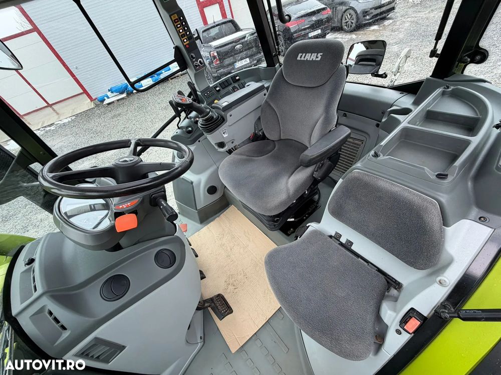 Claas Arion 420 CIS - 2