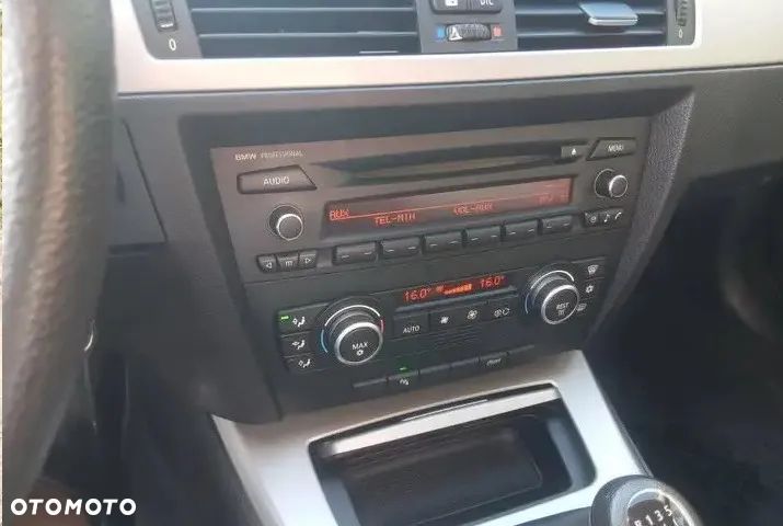 BMW Seria 3 320d - 5