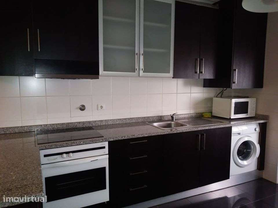 Apartamento T1 em S. Vítor para arrendamento - Grande imagem: 3/28