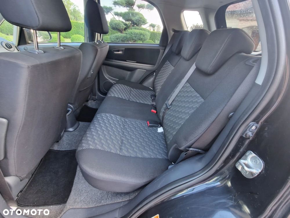 Suzuki SX4 1.6 VVT 4x2 Comfort - 9
