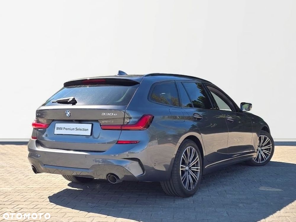 BMW Seria 3 330e xDrive M Sport sport - 7
