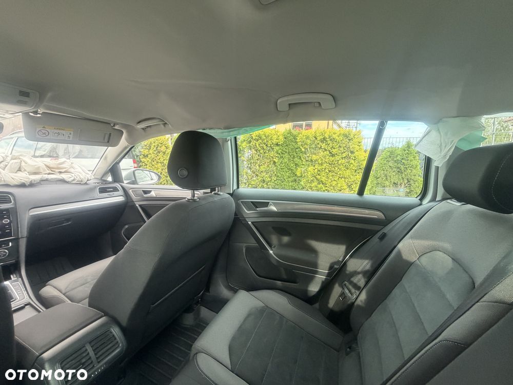 Volkswagen Golf Alltrack - 14
