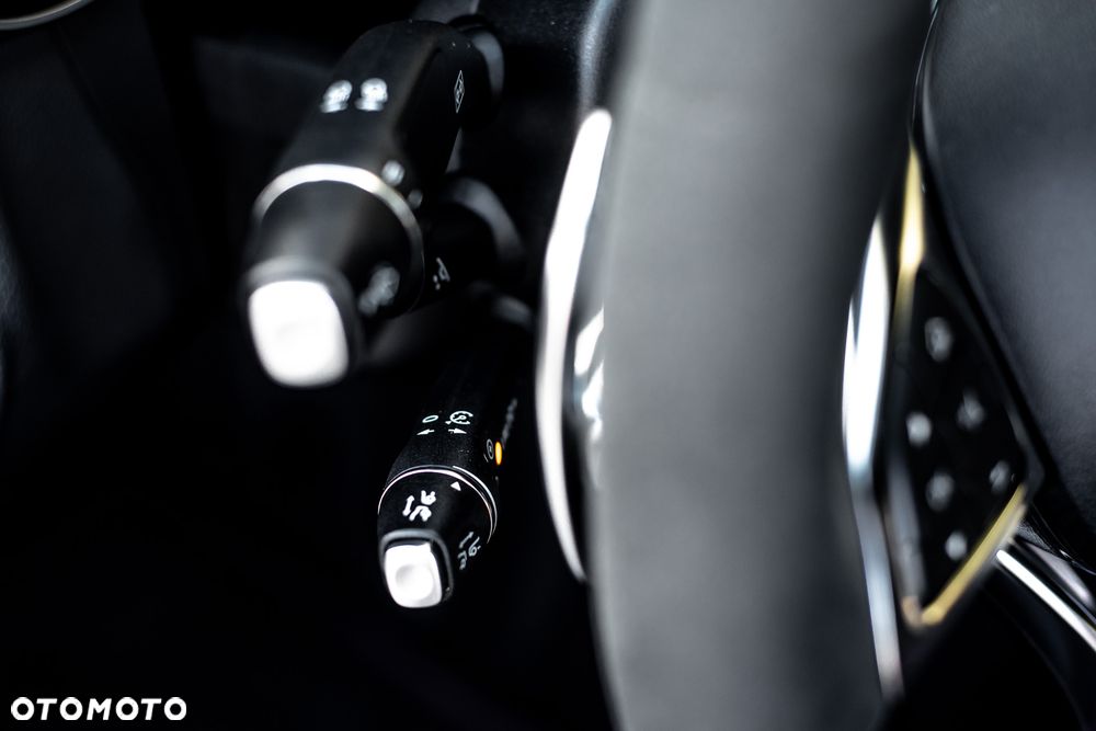 Mercedes-Benz Klasa C AMG 63 S AMG Speedshift 7G-MCT Edition 1 - 16