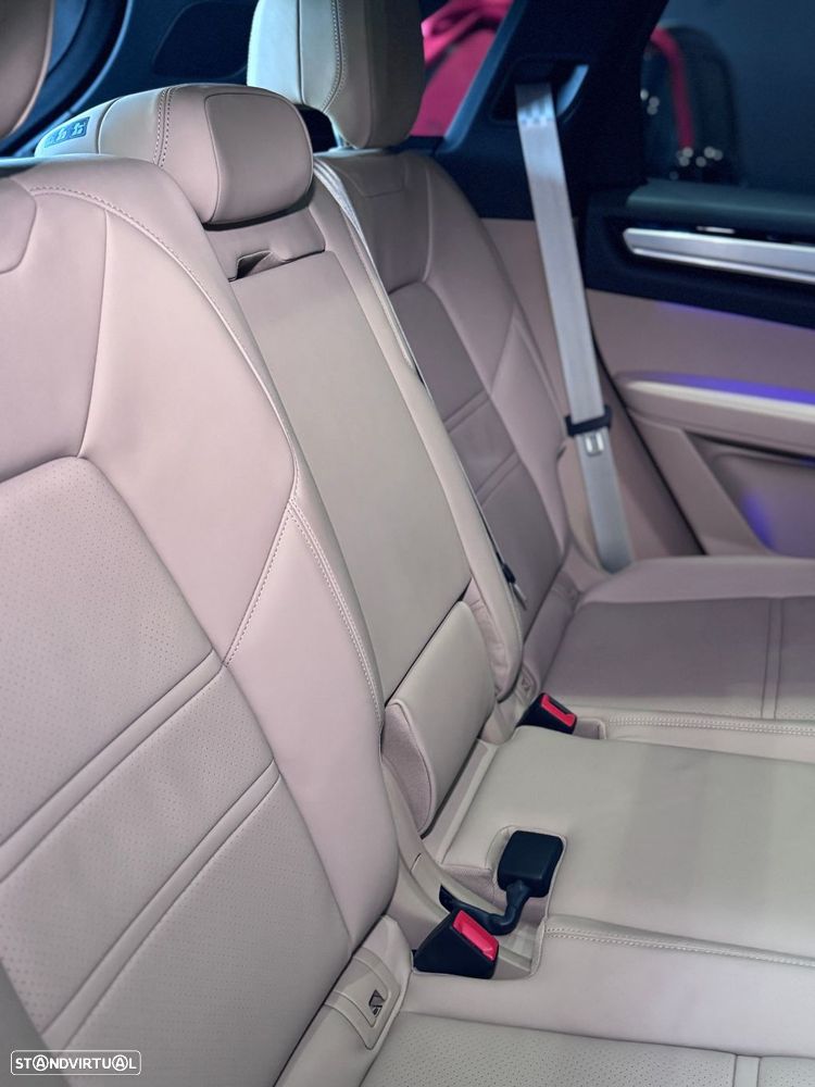 Porsche Cayenne E-Hybrid Platinum Edition - 56