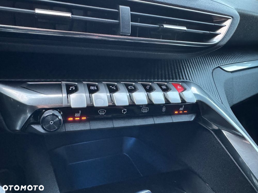Peugeot 3008 PureTech 130 Stop & Start EAT6 Allure - 26