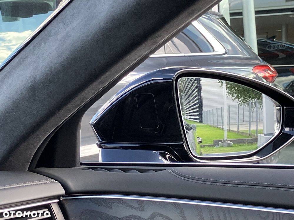 Audi A8 - 22