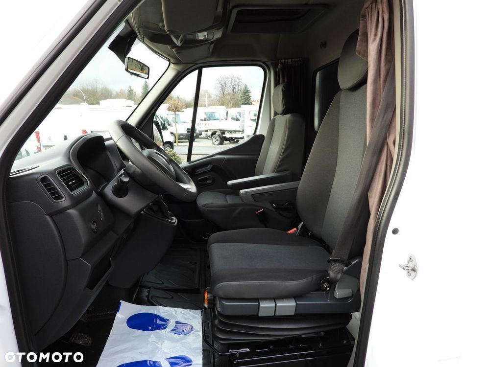 Renault MASTER PLANDEKA WINDA 9 PALET WEBASTO TEMPOMAT LEDY PNEUMATYKA KLIMATYZACJA  165KM - 29