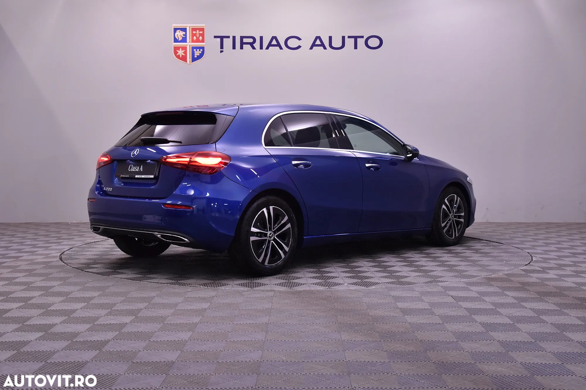 Mercedes-Benz A 200 MHEV 7G-DCT - 5