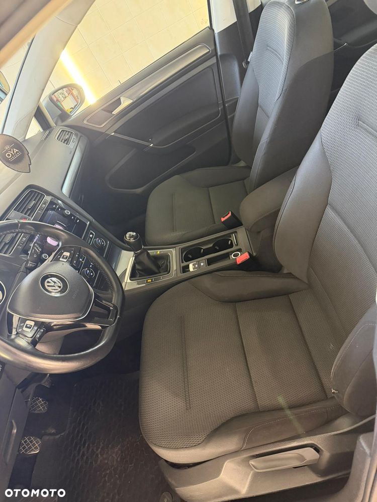 Volkswagen Golf 1.6 TDI BMT Comfortline - 12