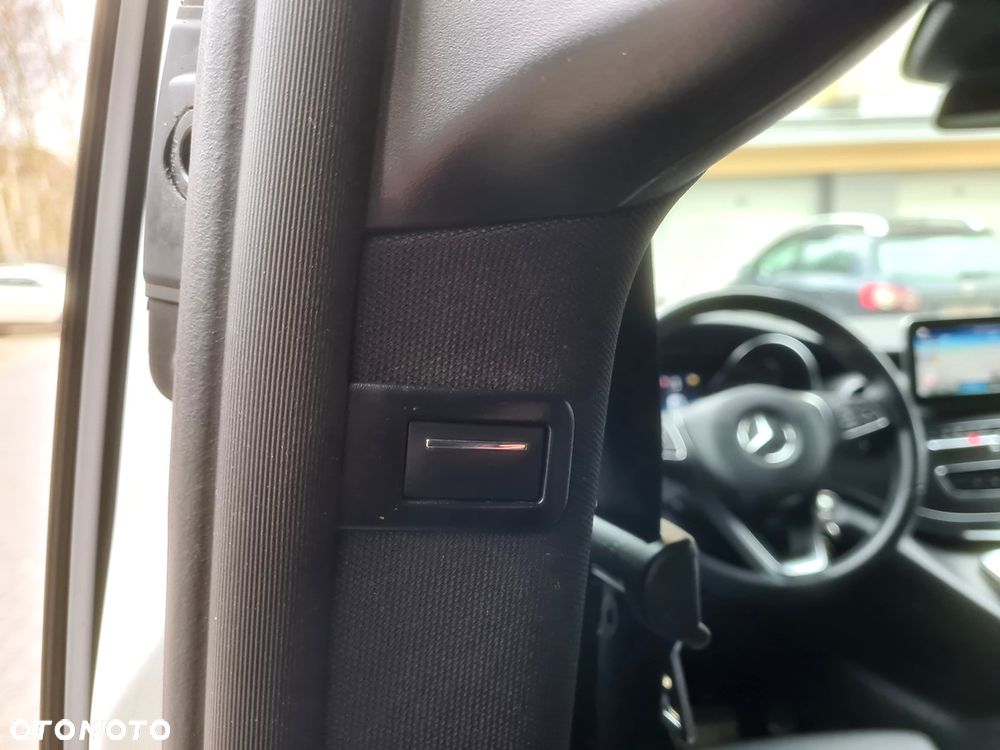 Mercedes-Benz Klasa V 250 d Exclusive 9G-Tronic (d³ugi) - 15