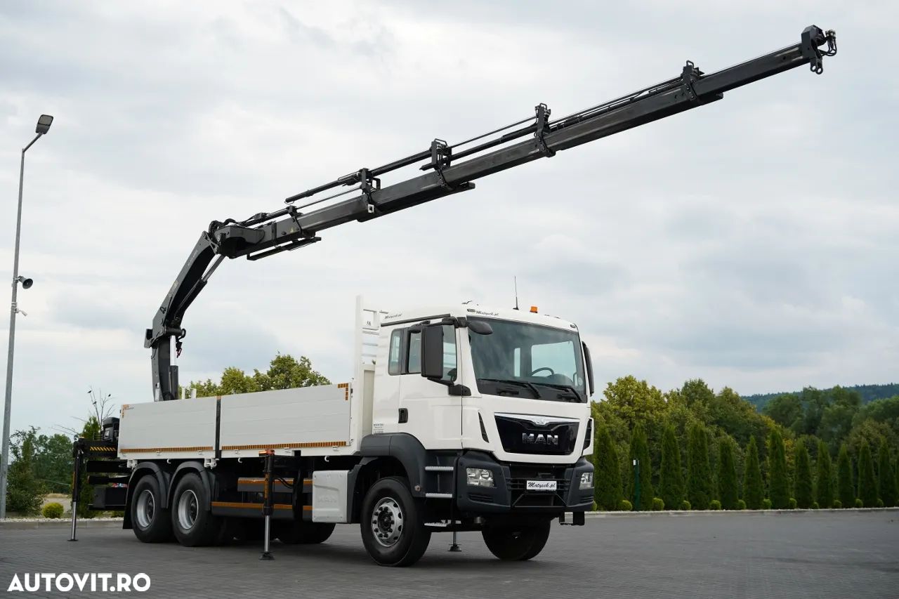 MAN TGS 26.360 / 6X4 / BOTTOM 6.5 M + HDS HIAB 211 EP-5 / CAPACITATE MAXIMĂ DE RIDICARE: 6 900 KG / RADIOCOMANDĂ / ROTARE / MANUALĂ / EURO 6 - 1