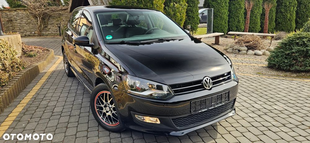 Volkswagen Polo - 2