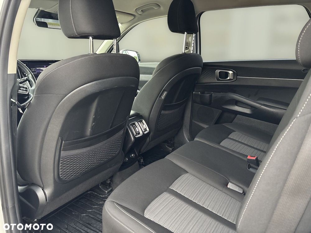Kia Sorento - 13