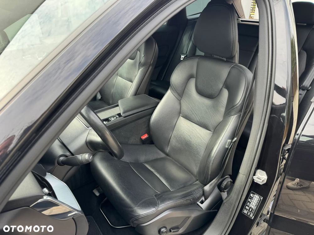 Volvo XC 60 D4 AWD Geartronic Momentum - 16