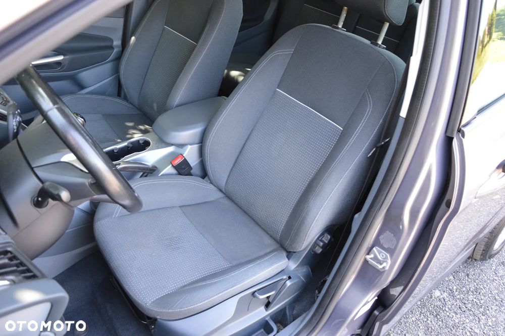Ford Grand C-MAX - 24