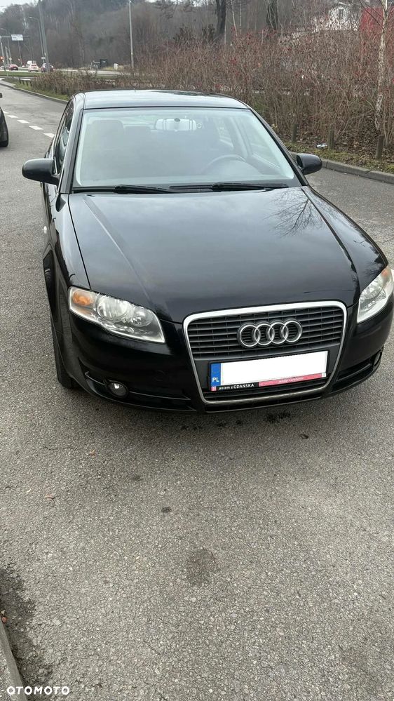 Audi A4 Limousine - 3