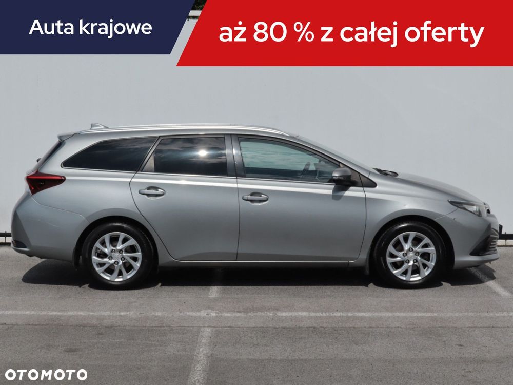 Toyota Auris - 8