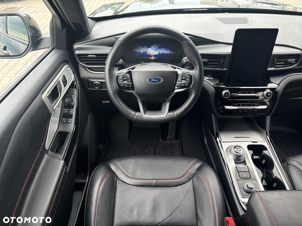 Ford Explorer 3.0 EcoBoost PHEV 4WD ST-Line - 24