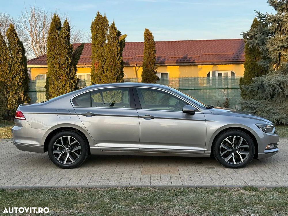 Volkswagen Passat 2.0 TDI (BlueMotion Technology) Comfortline - 21
