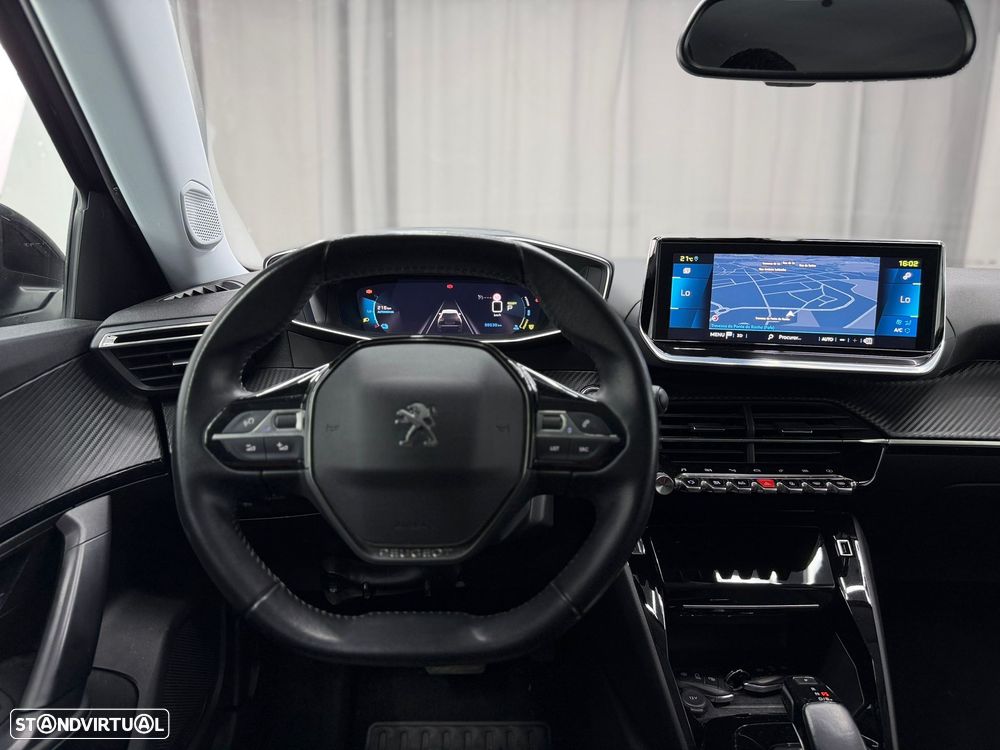 Peugeot e-2008 Allure - 13