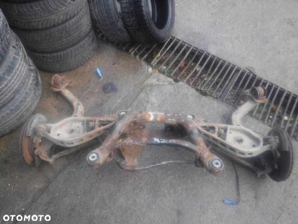Bmw X3 E83 2.0 d zawieszenie wozek os belka tyl - 1