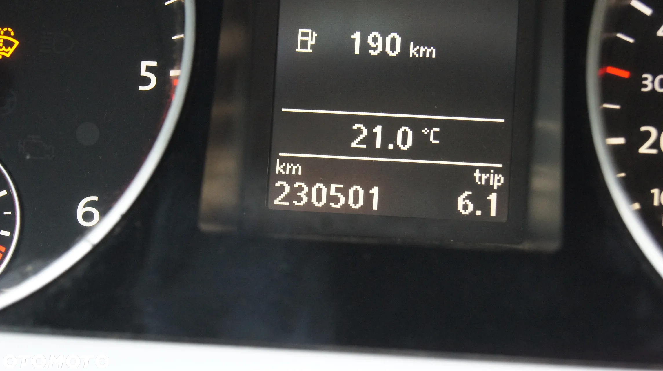Volkswagen Passat 2.0 TDI Comfortline - 25