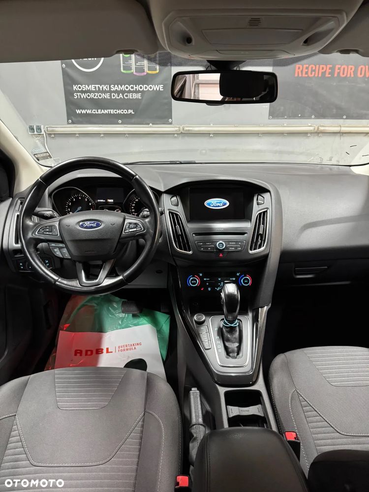 Ford Focus 1.0 EcoBoost Titanium ASS PowerShift - 8