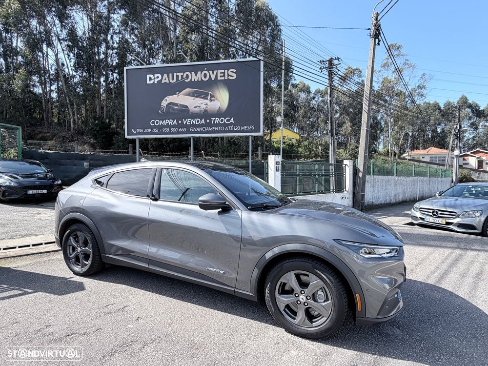 Ford Mustang Mach-E 75.7 kWh Base - 1